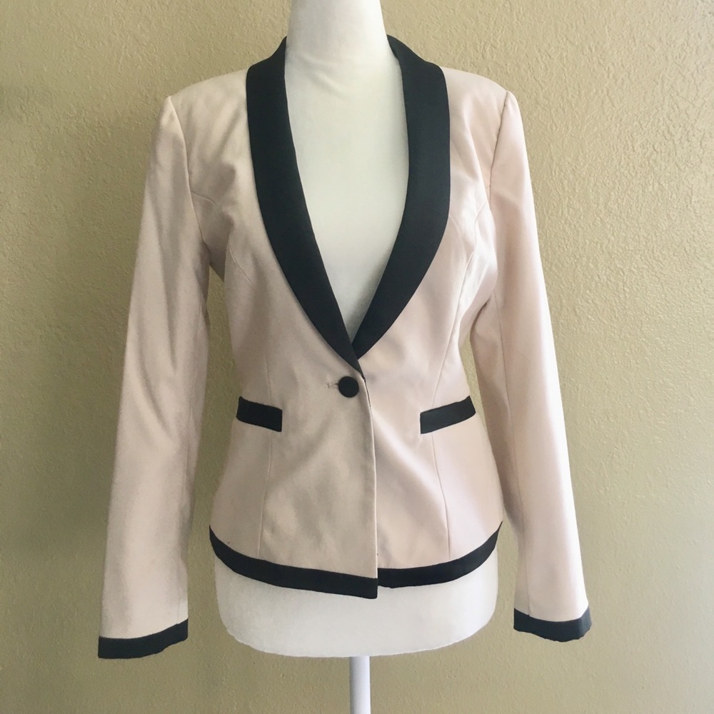 H&M black and cream blazer